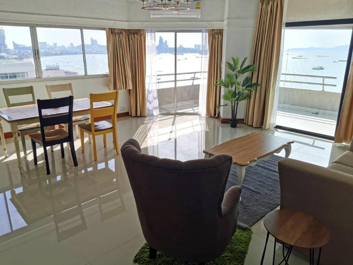 Mark Land Pattaya Beach Exterior foto